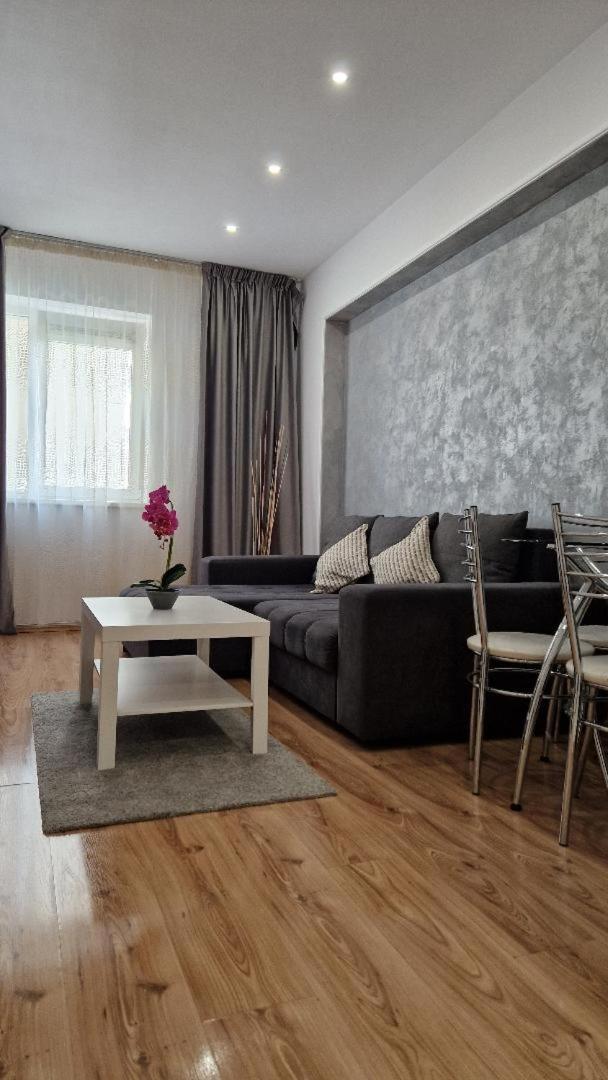 Rin Grand Sofmed Apartment Bucharest Luaran gambar